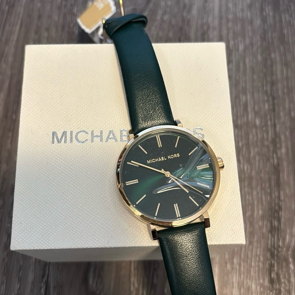 BNIB Michael Kors Green Leather Watch